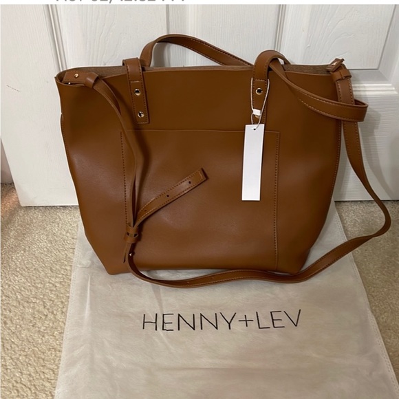 Henny & Lev Vegan Leather Everyday Tote - Picture 4 of 4